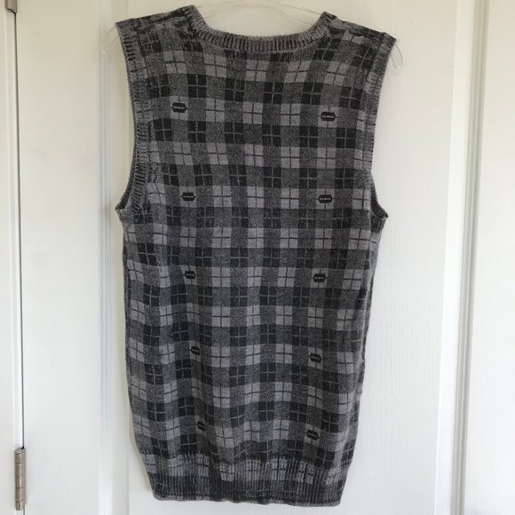 Urban Behavior Grey Plaid Check Pullover V-Neck Sweater Vest Acrylic/Wool - Picture 6 of 6